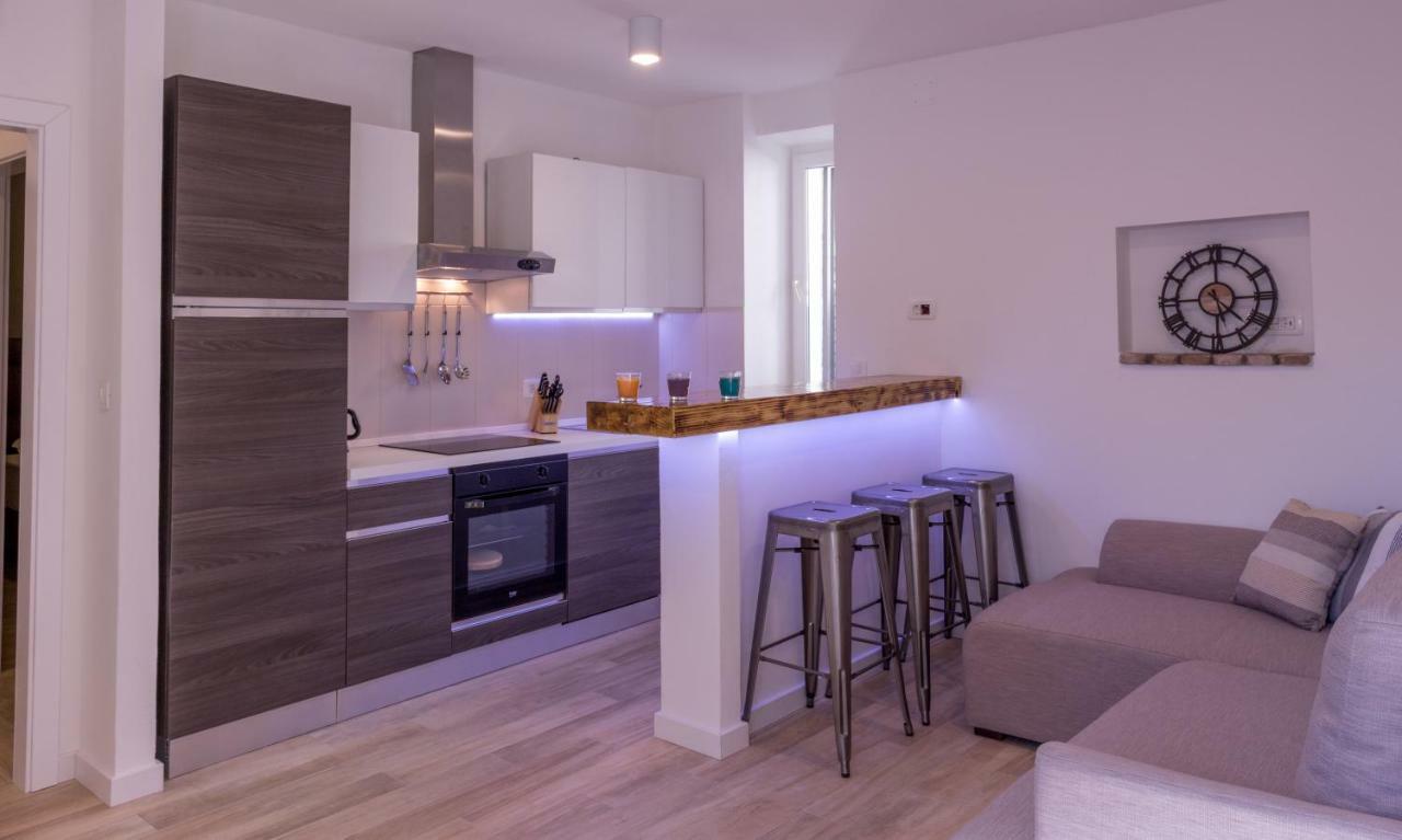 Apartment Old Town Mariolina Кърк Екстериор снимка